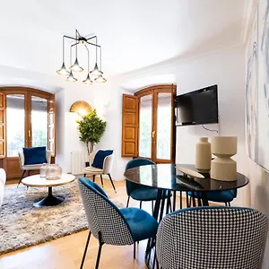 https://moderno-apartamento-en-centro.es-andalucia.com
