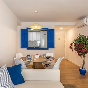 https://solis-mare-apartments-pedregalejo-beach.es-andalucia.com