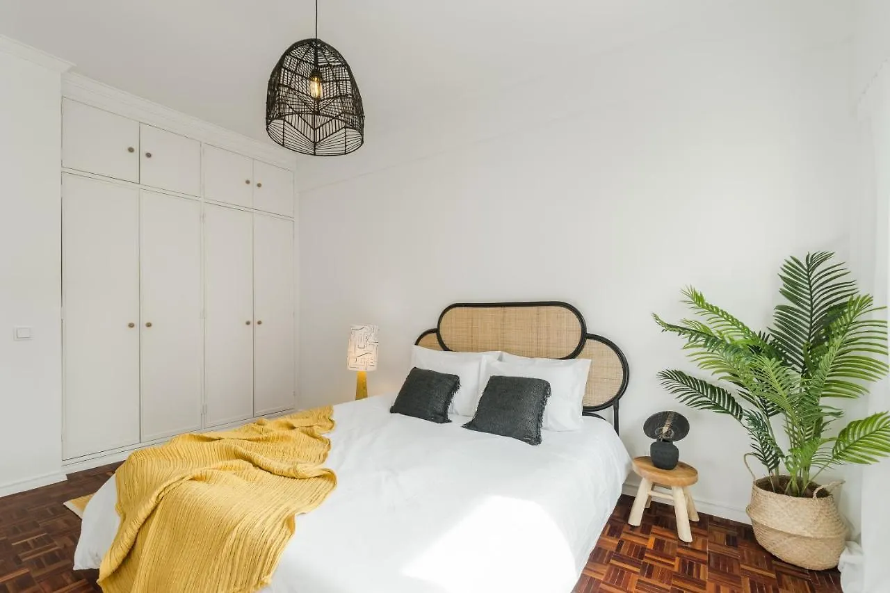 Casa Boma Lisboa - Design & Spacious Apartment With Balcony - Alvalade II Portugal